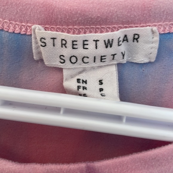 CHILL OUT PINK AND BLUE TIE DYE STREETWEAR SOCIETY TEE - Picture 3 of 3